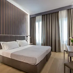 https://blu-notte-guest-house.it-tuscanyhotel.com